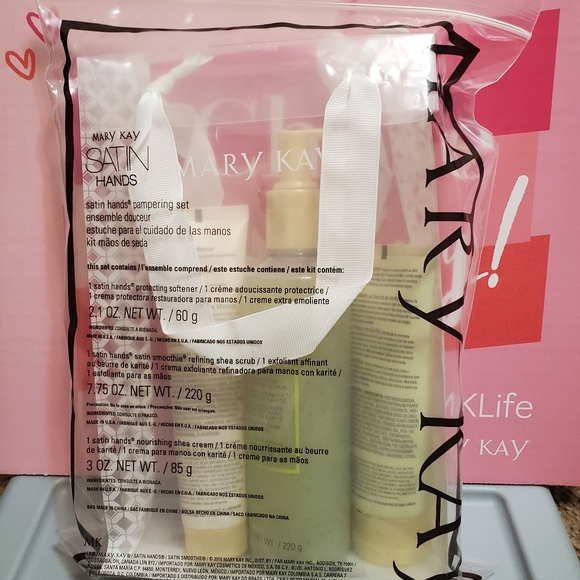 White Tea & Citrus Satin Hands set - Picture 4 of 7